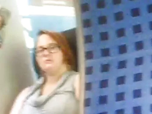 Drăguța lesbiană ave ...