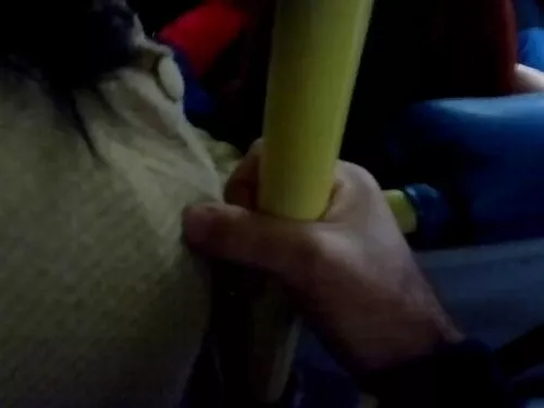 Cățea slabă porno cu ...