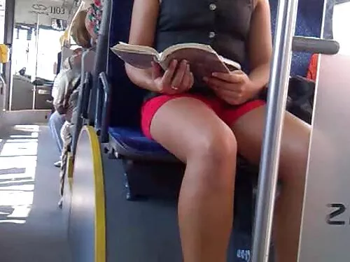 Fată asiatică excita ...